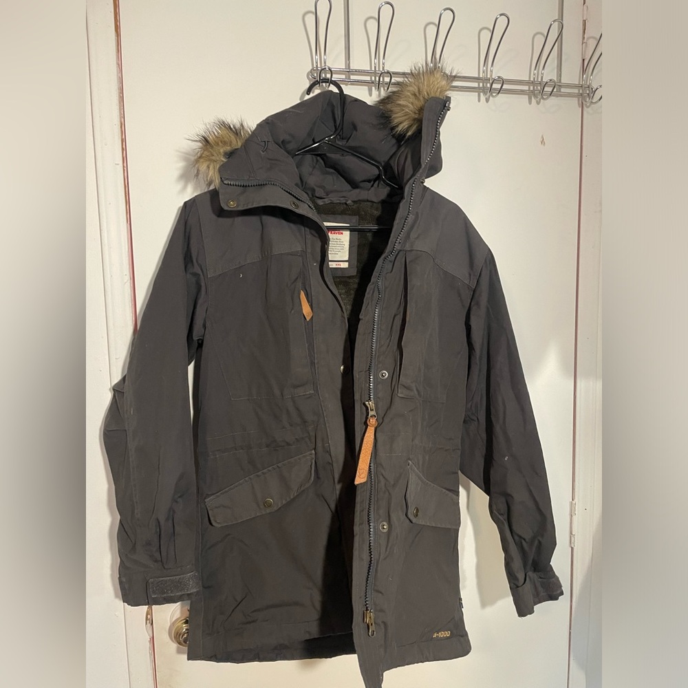 Fjallraven G-1000 jacket fits more like a small